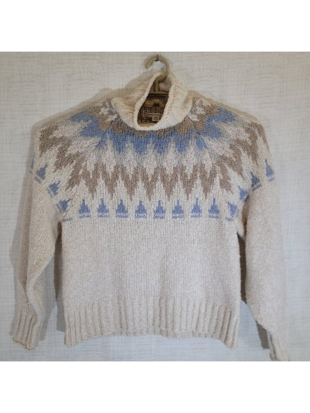 American Eagle Sweater Womens Small Ivory Turtle Mock Neck Soft Knit Aztec Top